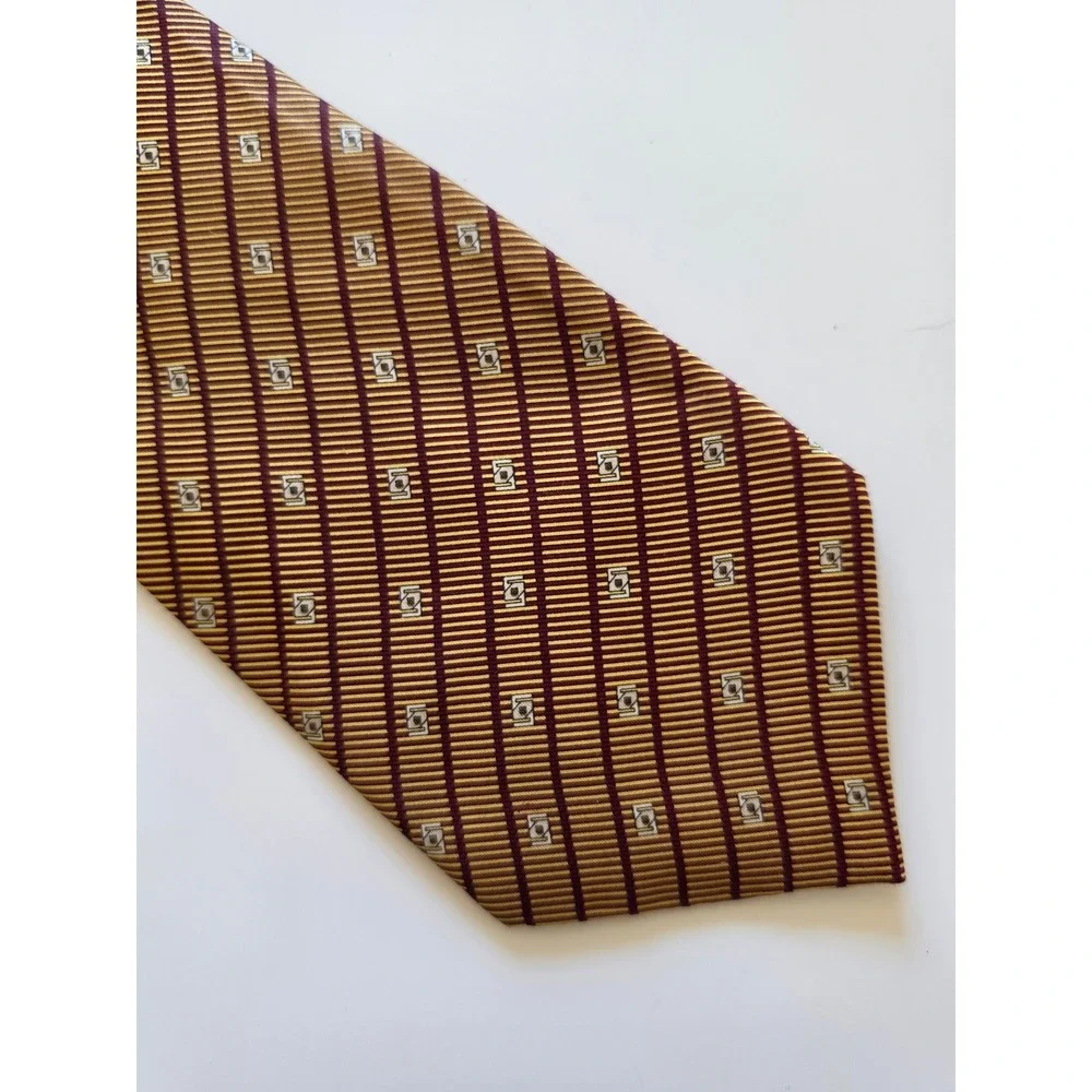 GUCCI 100% Silk Italy Preppy Old Money Maximalist Geometric‎ Striped Tan Tie